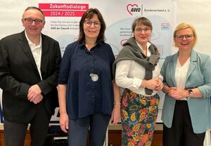 AWO Thüringen-Delegation zum Bundesausschuss 2023: Andreas Krauße, Petra Rottschalk, Ulrike Grosse-Röthig und Katja Glybowskaja