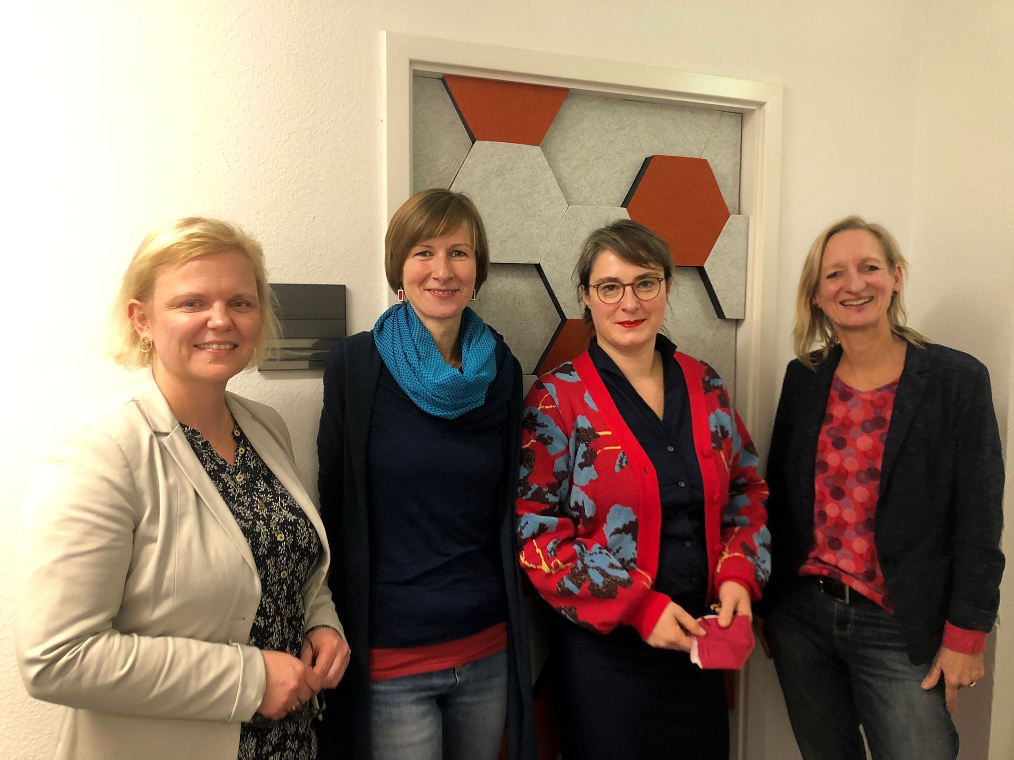 v.l.n.r.: Katja Glybowskaja, Anne Friedemann (Projektmitarbeiterin IBS), Ulrike Grosse-Röthig und Christiane Götze