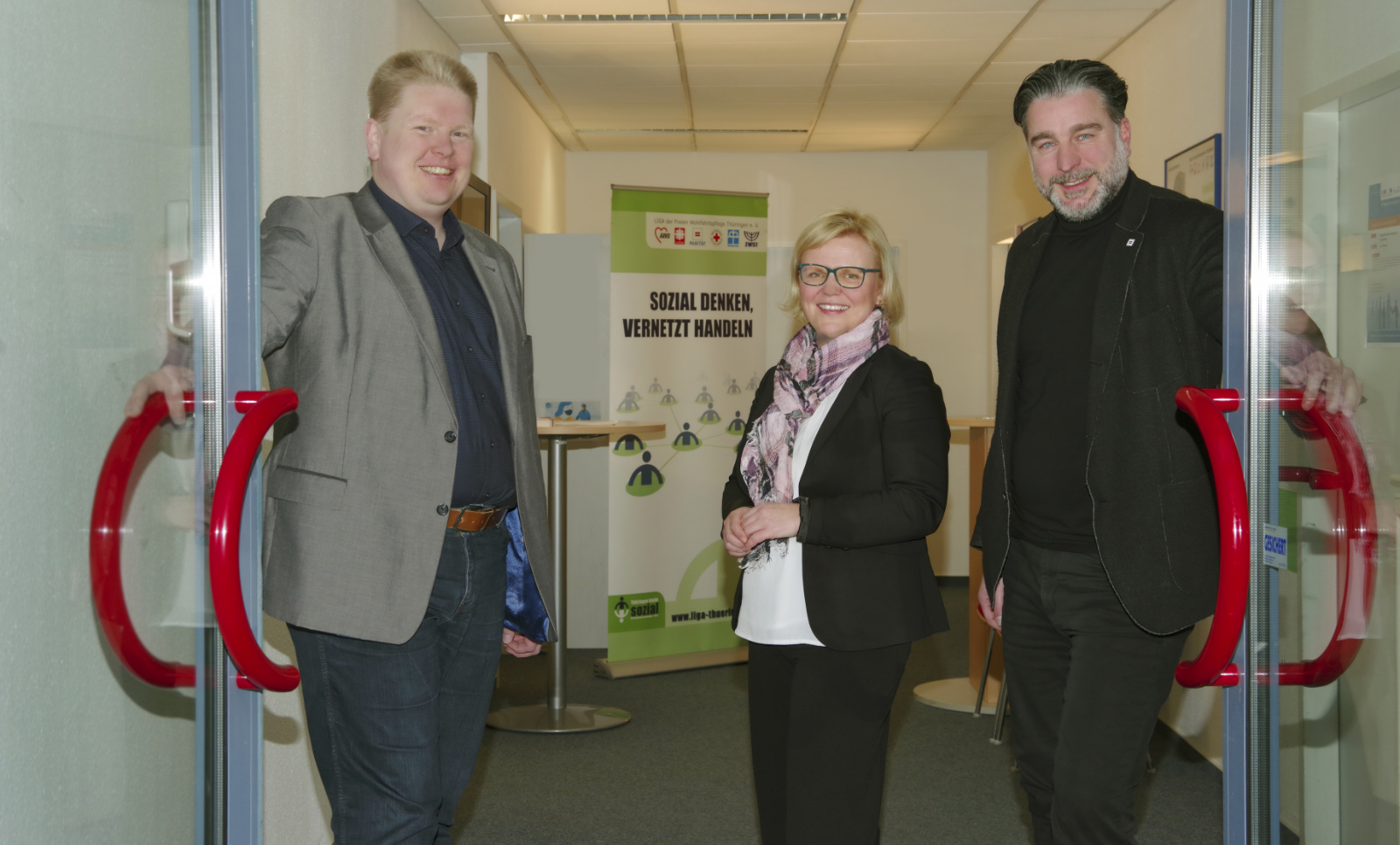 LIGA-Geschäftsführer Tino Grübel, Katja Glybowskaja und Stefan Werner